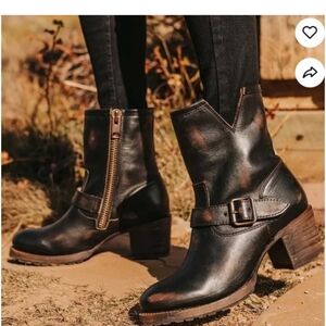 Freebird Carlito Boots Booties, Black Brown Distressed, Size 6